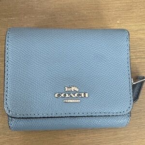 Blue Leather Coach Wallet 🩵